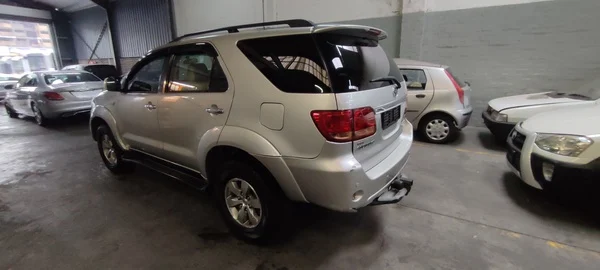 2007 TOYOTA FORTUNER 3.0D4D